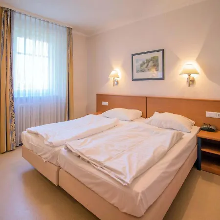 Duenenpark - Klassik Mit 1 Schlafzimmer Und Terrasse Im Erdgeschoss 100 * Binz